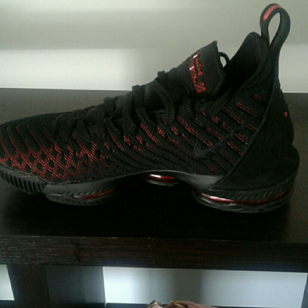 LeBron James Nike shoes for men